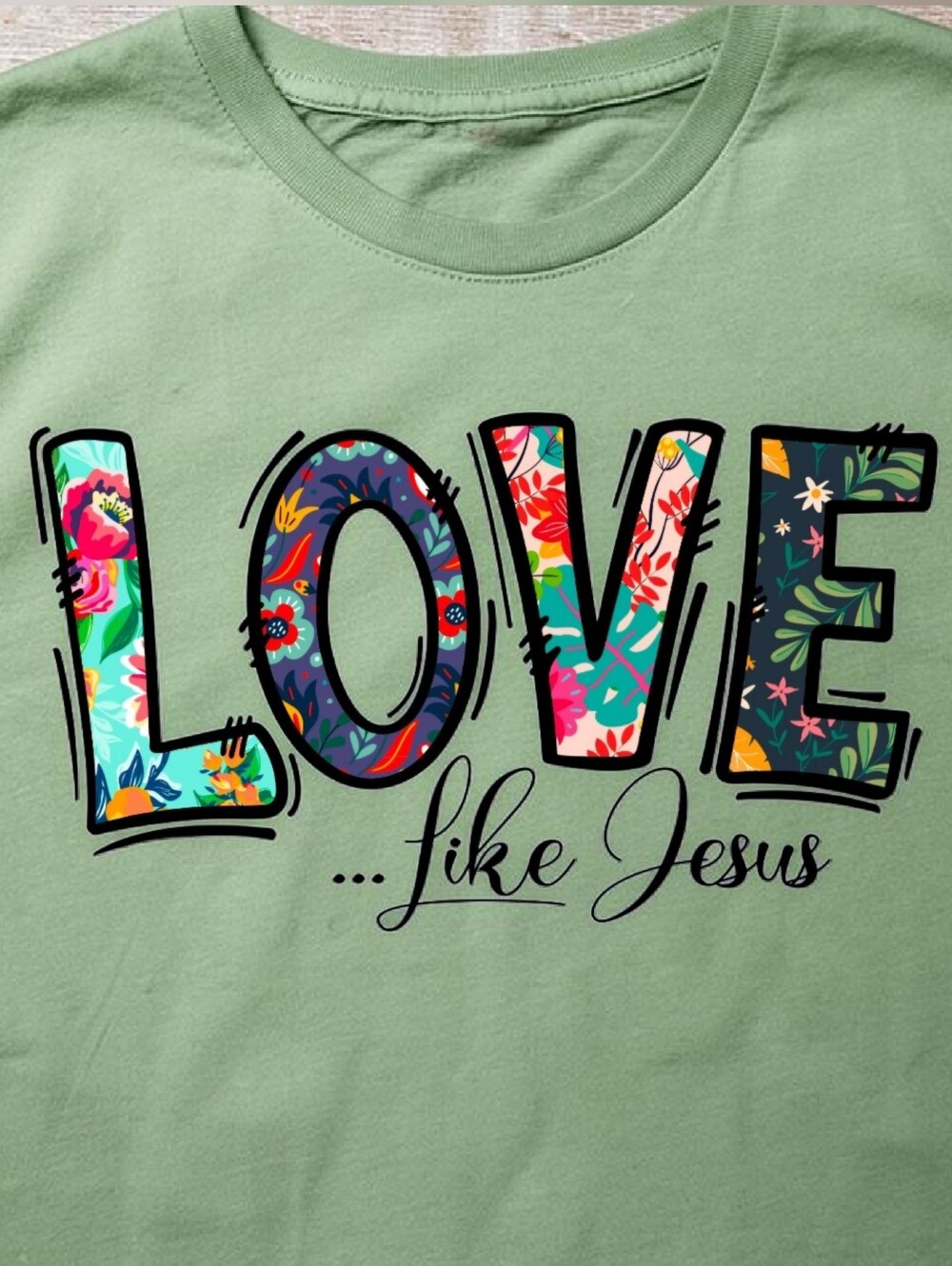 LOVE Like Jesus T-Shirt - Picture 2 of 2